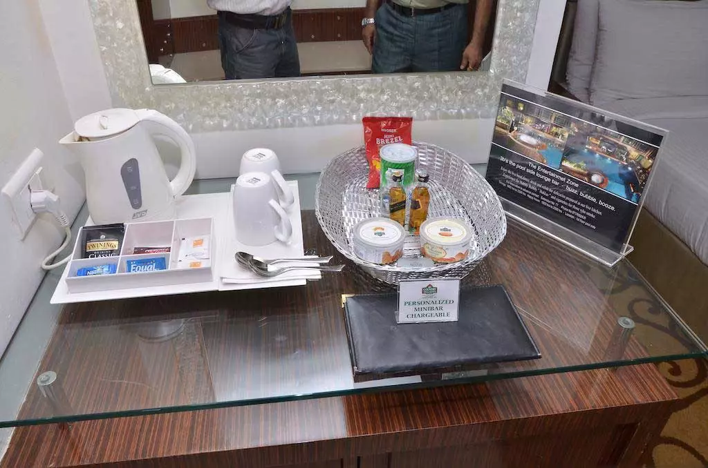 هتل کانتری این اند سویت در شهر دهلی